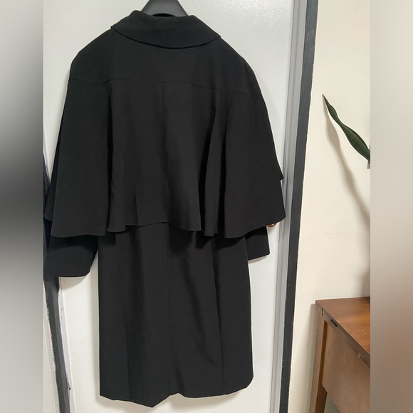 Lively Ghosts Nevermore Caped Coat - Picture 4 of 6